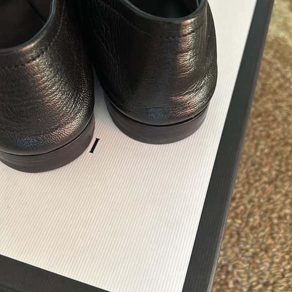 Gucci Jordaan loafers in like new condition, timeless design gorgeous stylish - Picture 6 of 13